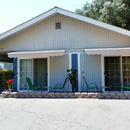 New Charming 2 Bedrooms Unit Close To Everything Oakhurst Exterior photo