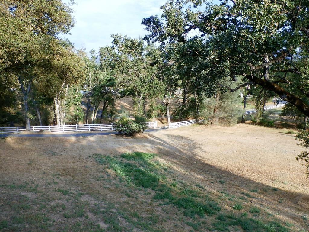 New Charming 2 Bedrooms Unit Close To Everything Oakhurst Exterior photo