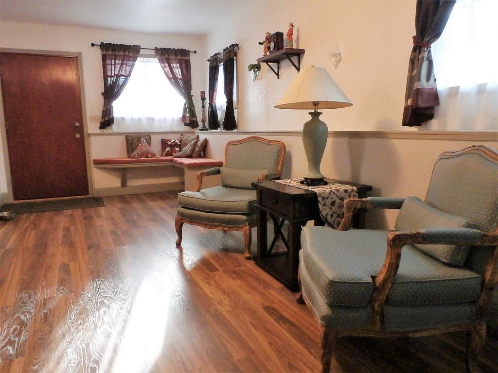 New Charming 2 Bedrooms Unit Close To Everything Oakhurst Exterior photo